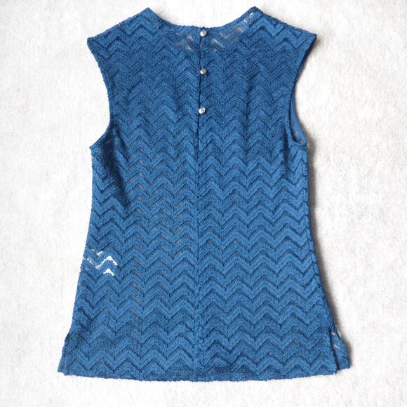 LE-CHATEAU dark teal sleeveless chevron pattern semi-sheer sleeveless top - Picture 2 of 7